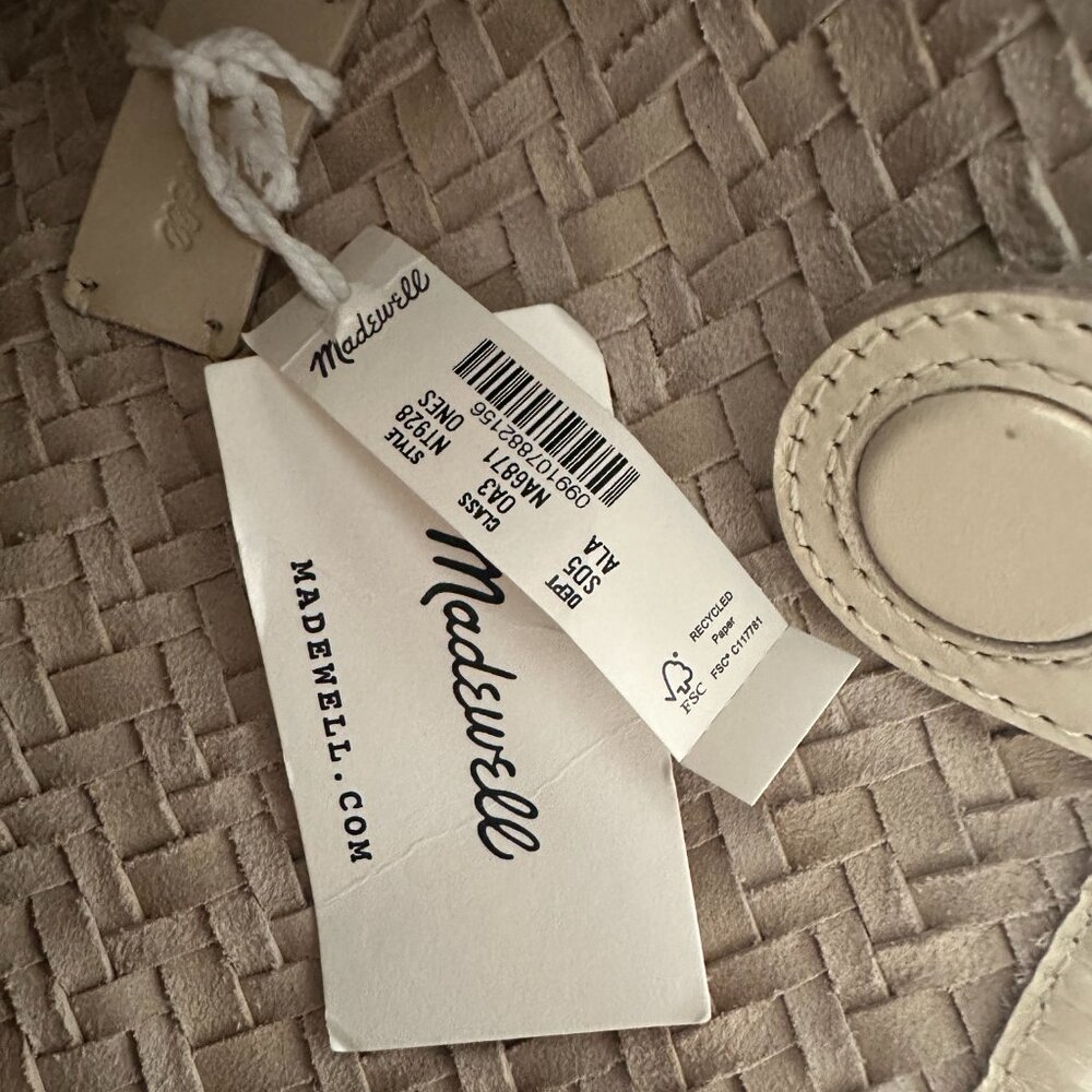 NWT Madewell Handwoven Leather Shoulder Bag - Alabaster - Picture 4 of 4